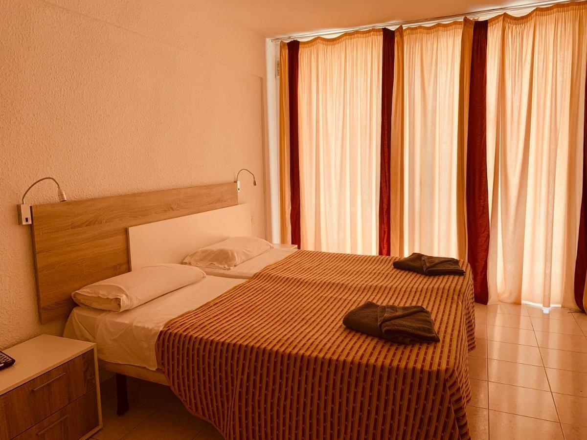 Pondemar Apartaments Vistas Playa Feñabe 外观 照片